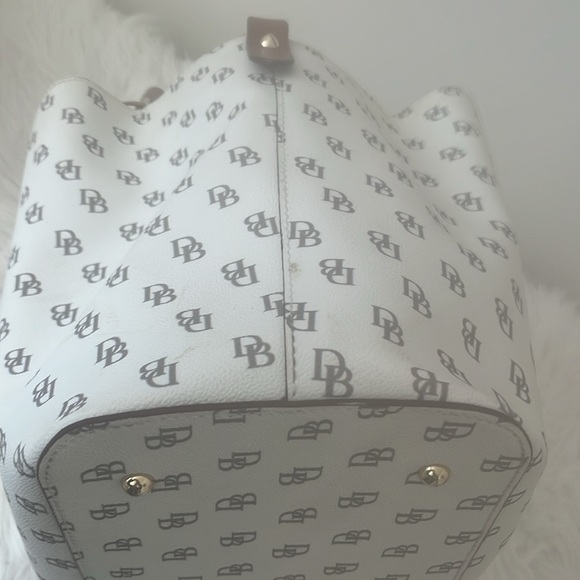 Dooney and Bourke Greta Brenna - Picture 9 of 16